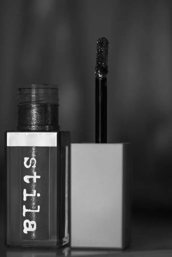 Cosmetic Product Photography | Stila Cosmetics Magnificent Metals Liquid Eyeshadow! Review and Photos! liquid eyeshadow by stila cosmetics